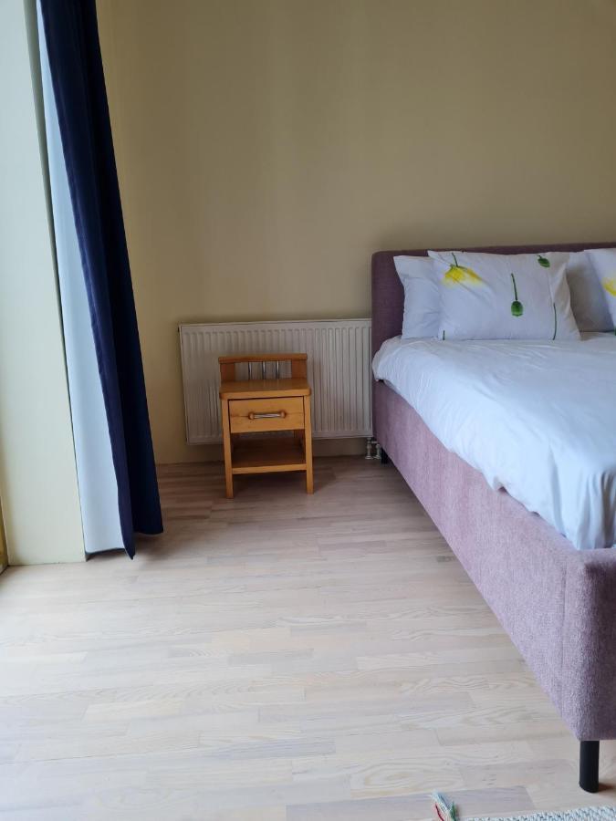 Cozy One Bedroom Apartment In City Center Tallinn Exteriér fotografie